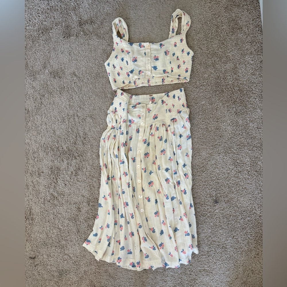 Free People Cream Floral Skirt and Top set!